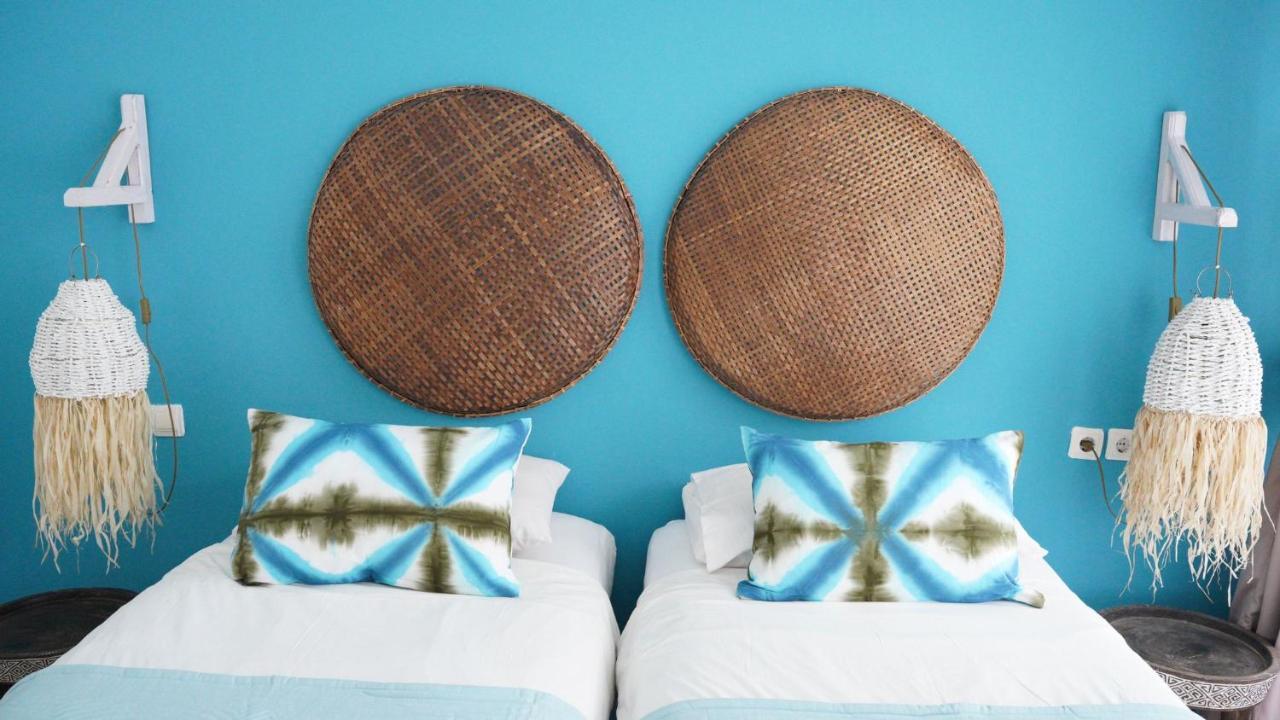 The White Bay Hotel Gili Trawangan Buitenkant foto